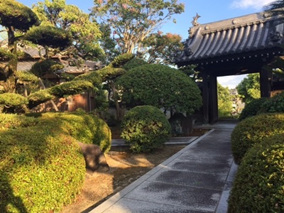 神戸市西区　與楽寺